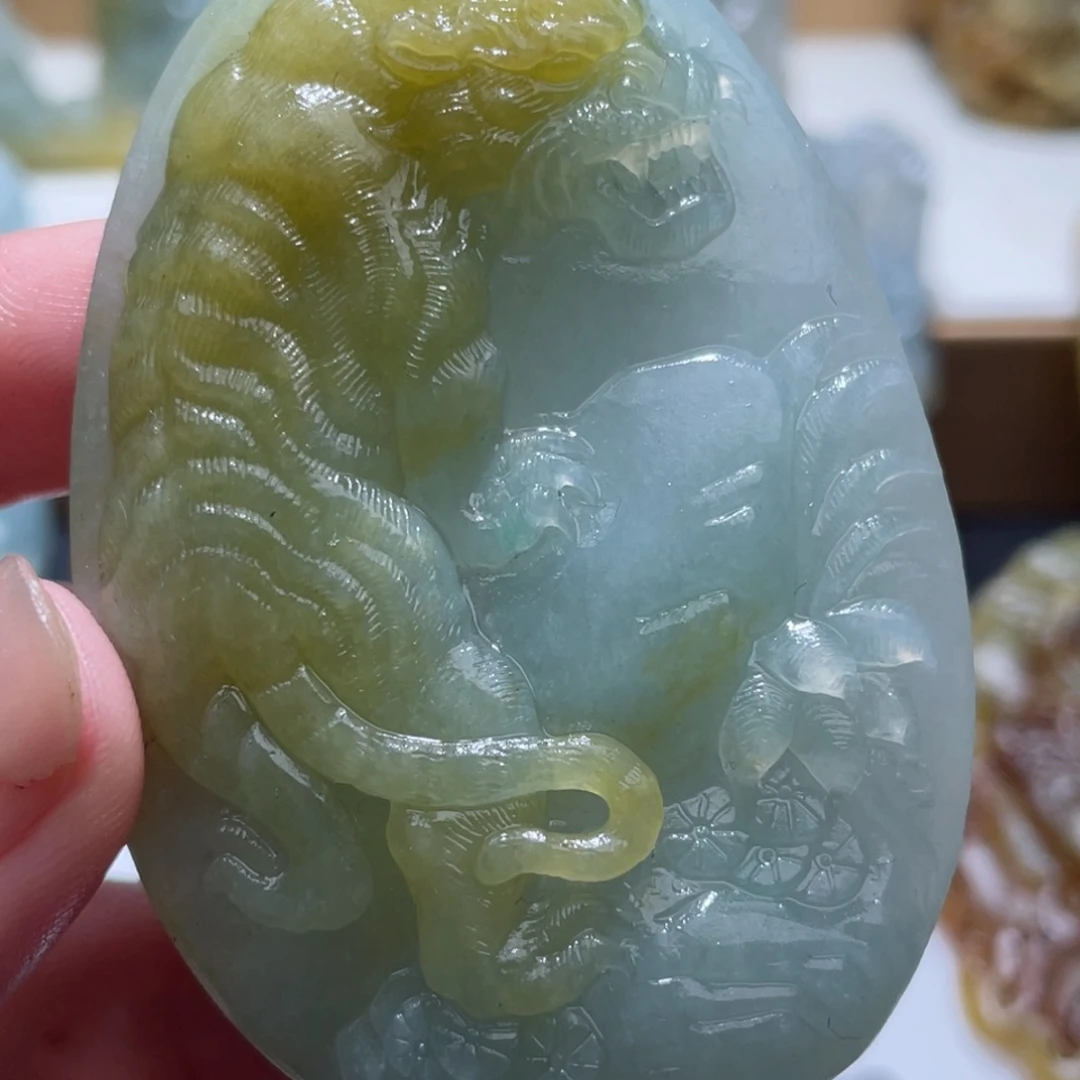 未镶嵌定制翡翠毛货