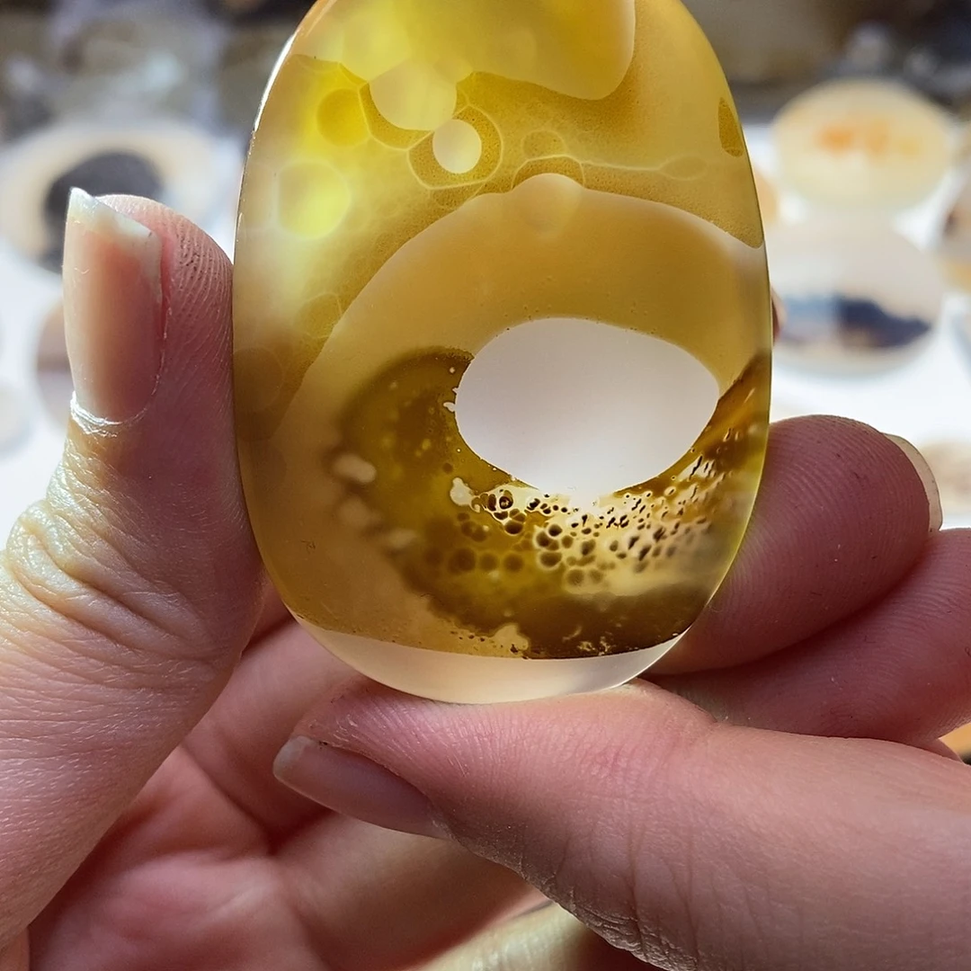 未镶嵌玛瑙/玉髓珠宝奇石