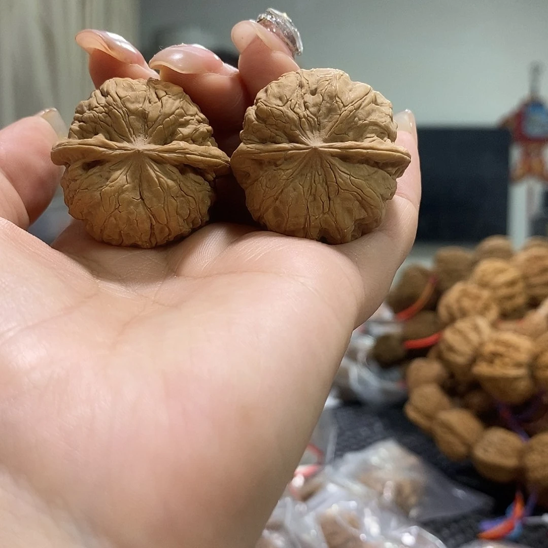 把件文玩核桃35雨花石