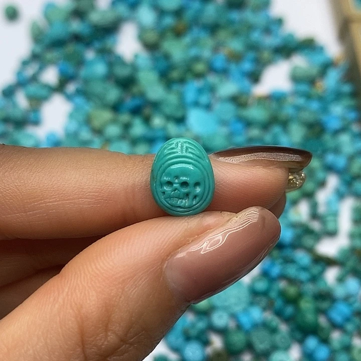 绿松石未镶嵌珠宝奇石