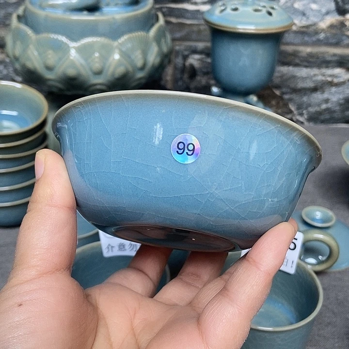 種***鴿鸡缸杯原矿天蓝微瑕