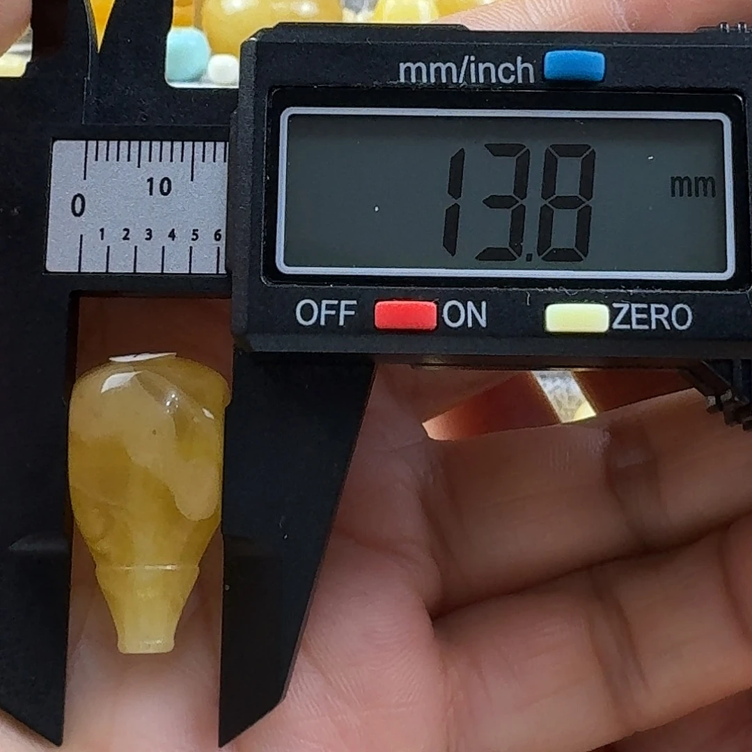 蜜蜡未镶嵌裸石27杂