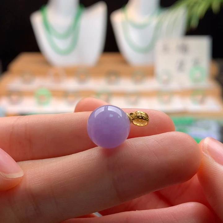 荒***糖翡翠18K金镶嵌颈饰天然缅甸A货翡翠