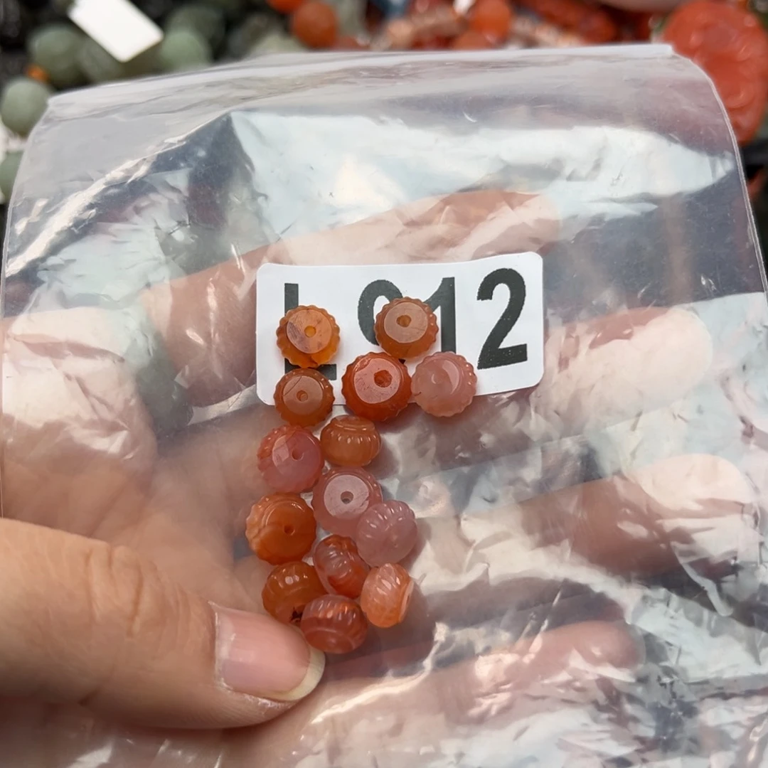 南红玛瑙珠宝奇石未镶嵌8–9