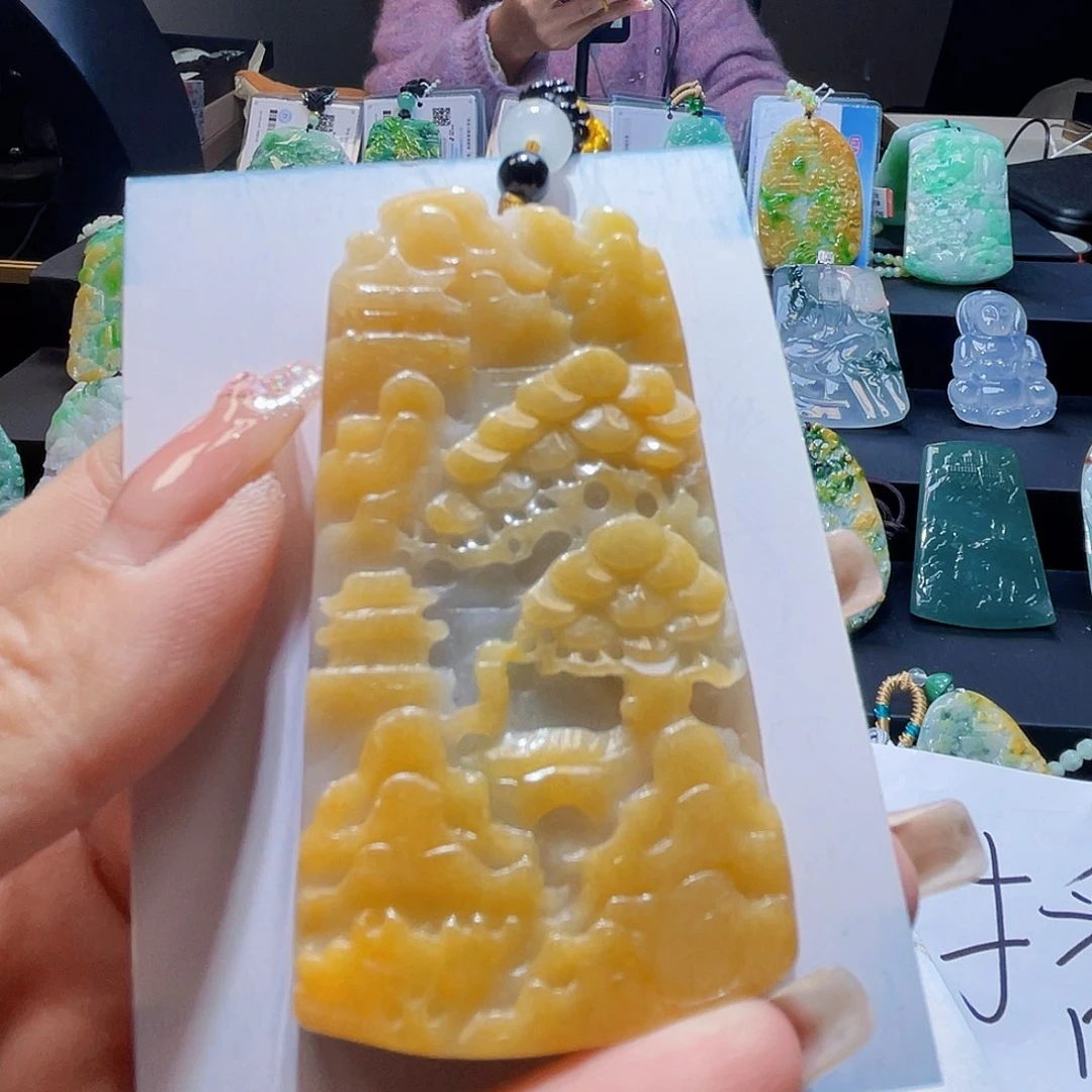 颈饰未镶嵌翡翠翡翠