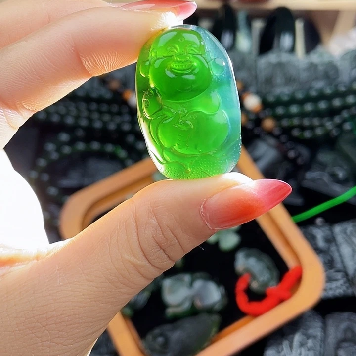 蛇纹石玉未镶嵌挂件泰山玉弥勒佛