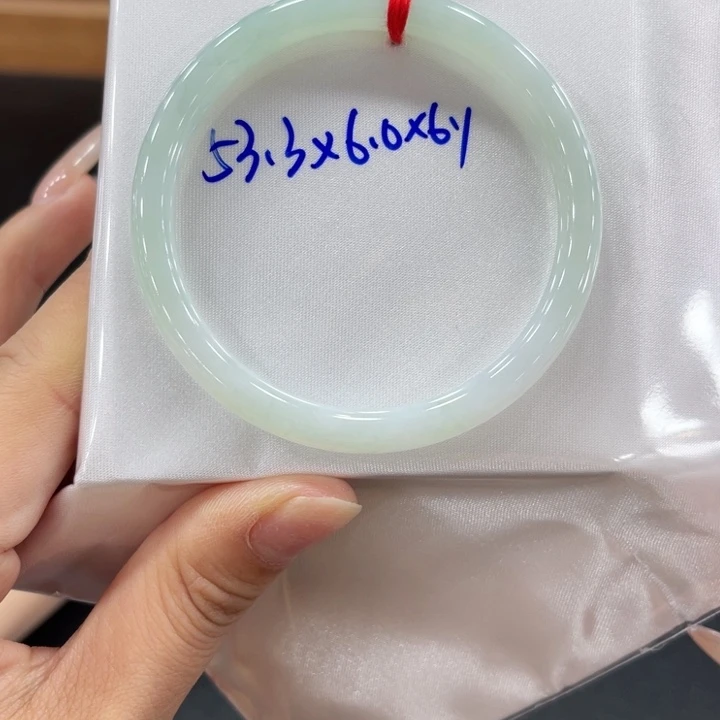 未镶嵌手镯翡翠翡翠