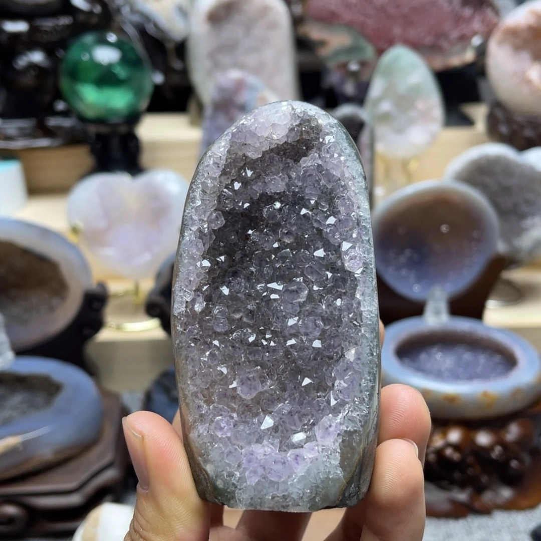 水晶大型摆件未镶嵌