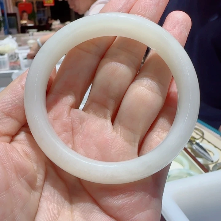 未镶嵌手镯和田玉364