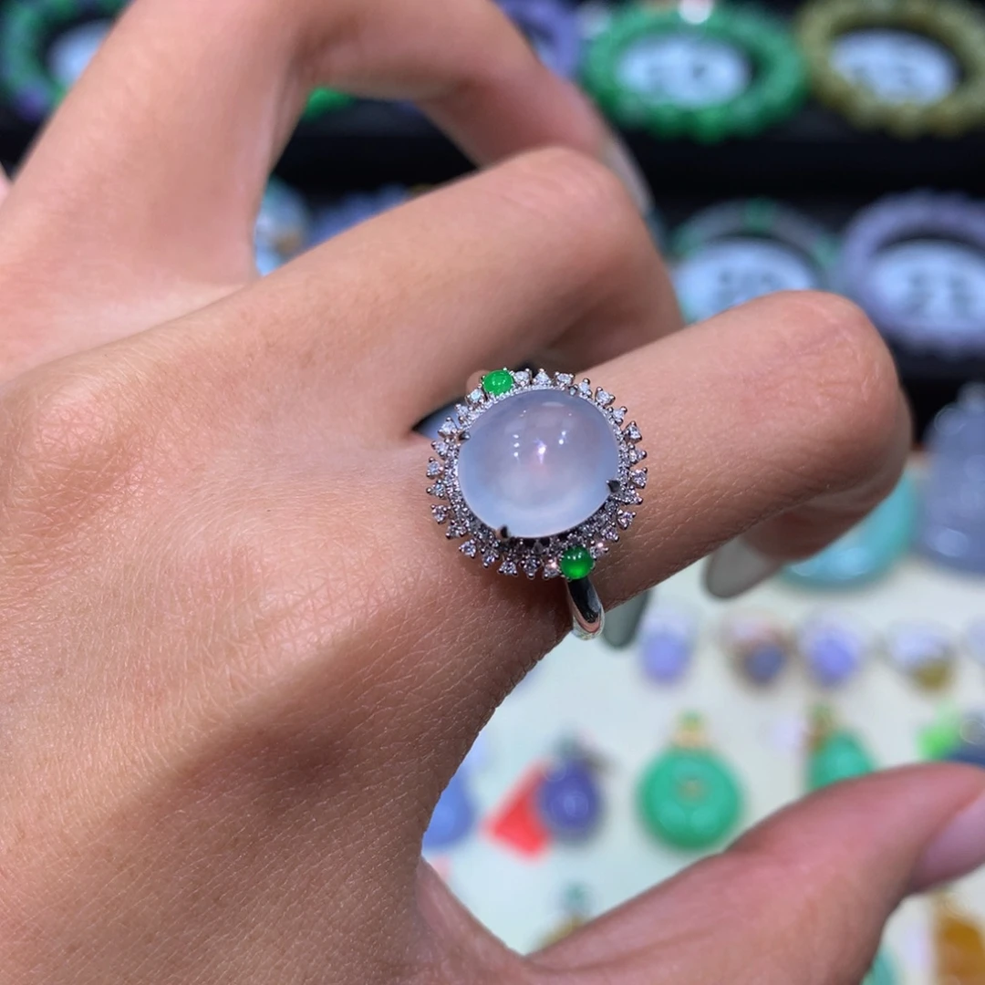 翡翠18K金镶嵌颈饰翡翠