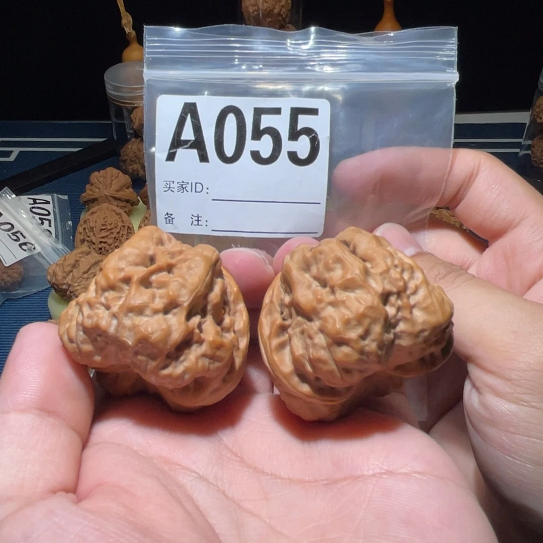 文玩核桃把件蛤蟆头44-44-36