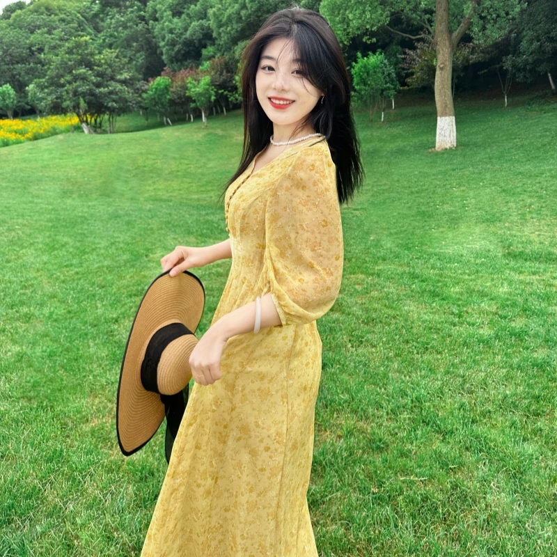 【刘亦菲同款】刘亦菲同款夏季复古长裙时尚设计感褶皱女裙 L24865