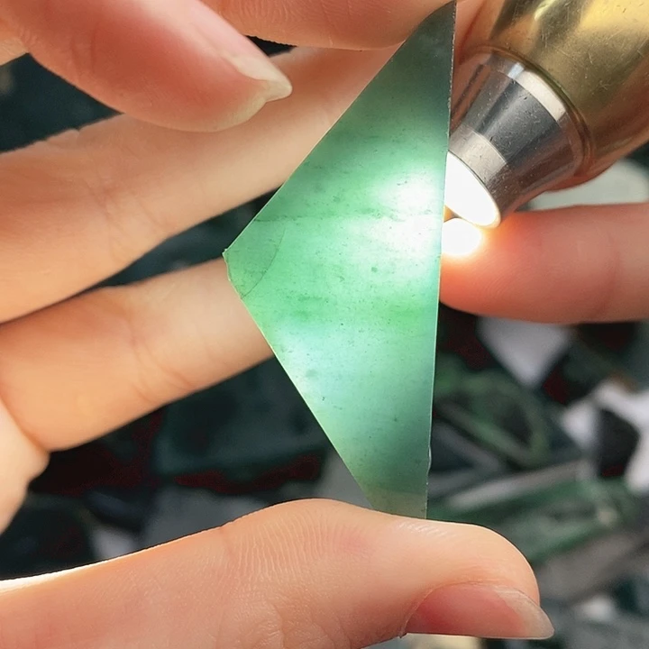 翡翠裸石纯天然翡翠