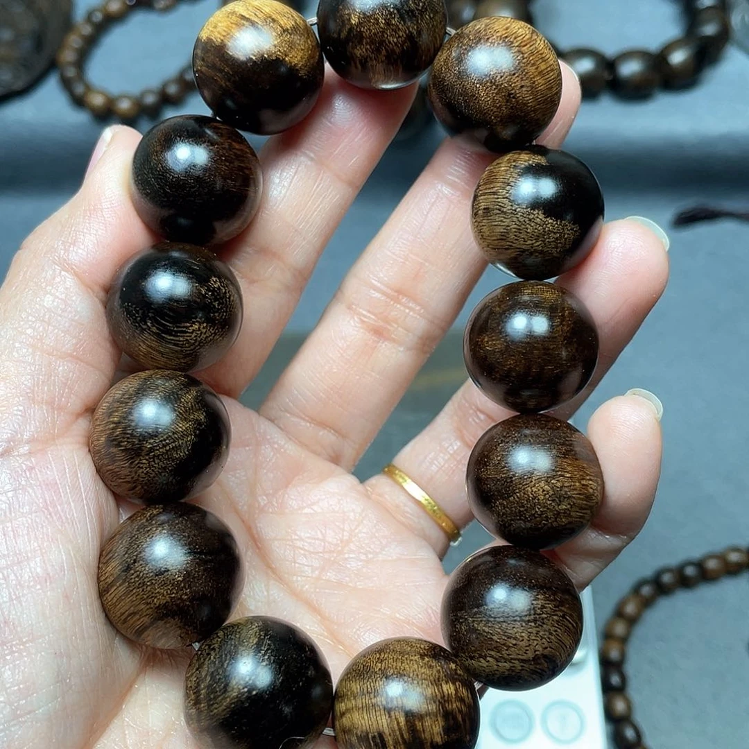 沉香手串白棋瘤疤1.8