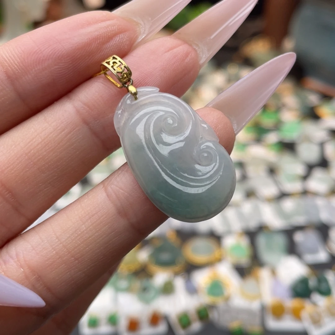 翡翠银S925镶嵌颈饰翡翠