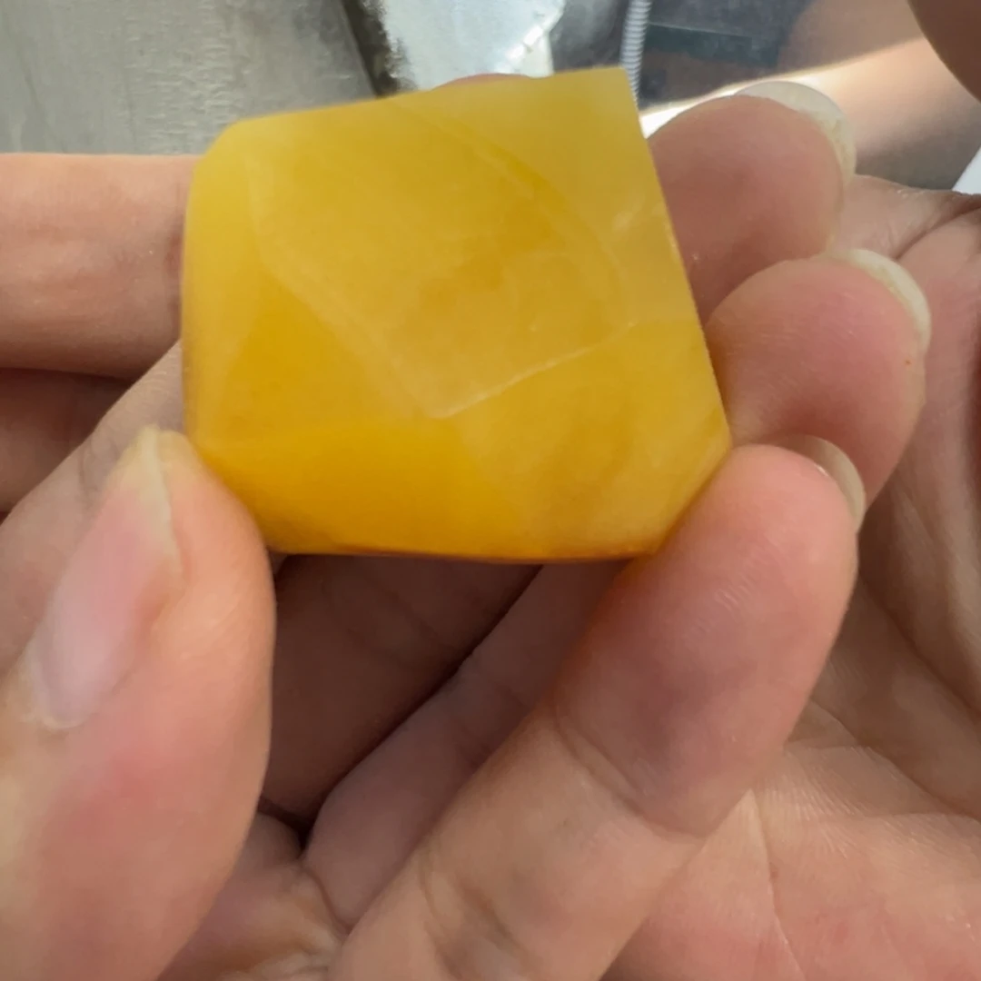 未镶嵌定制琥珀吃****泡蜜蜡