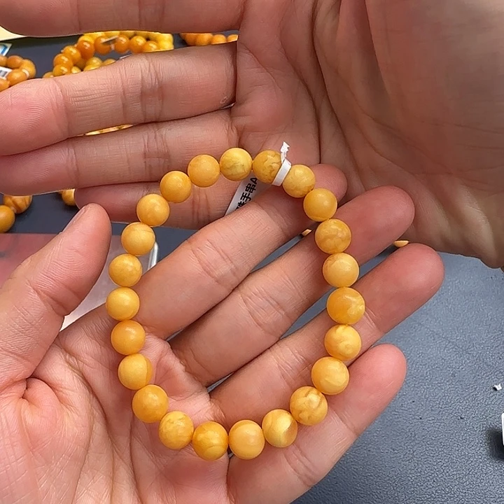 未镶嵌琥珀珠宝奇石