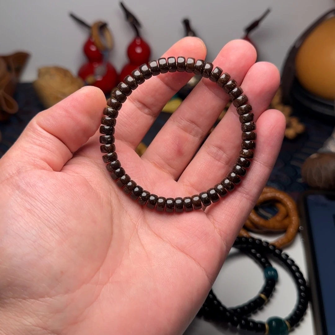 【闪购商品】椰蒂吊坠椰蒂药片7