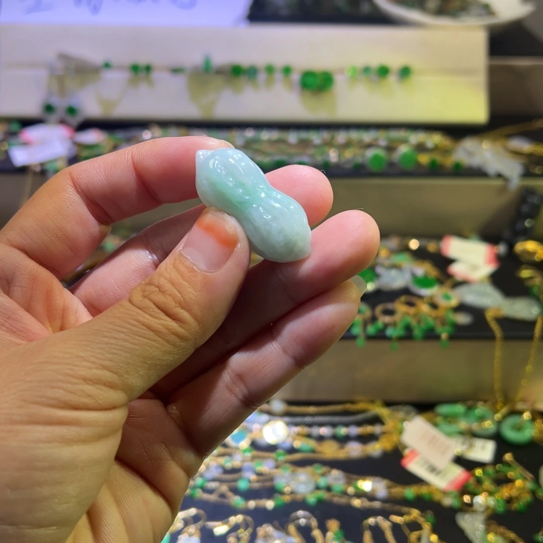 颈饰未镶嵌翡翠支持复检，缅料