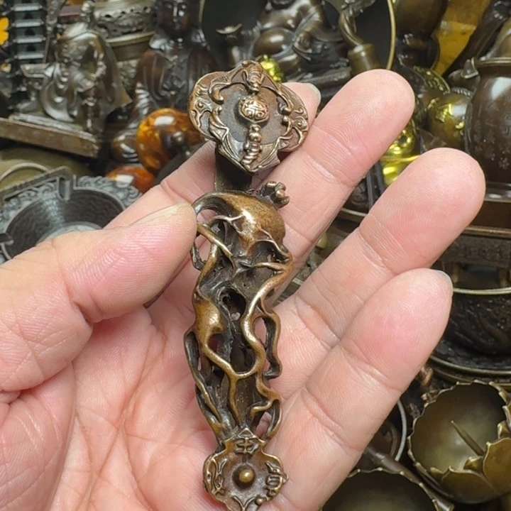 铜器摆件收收藏藏