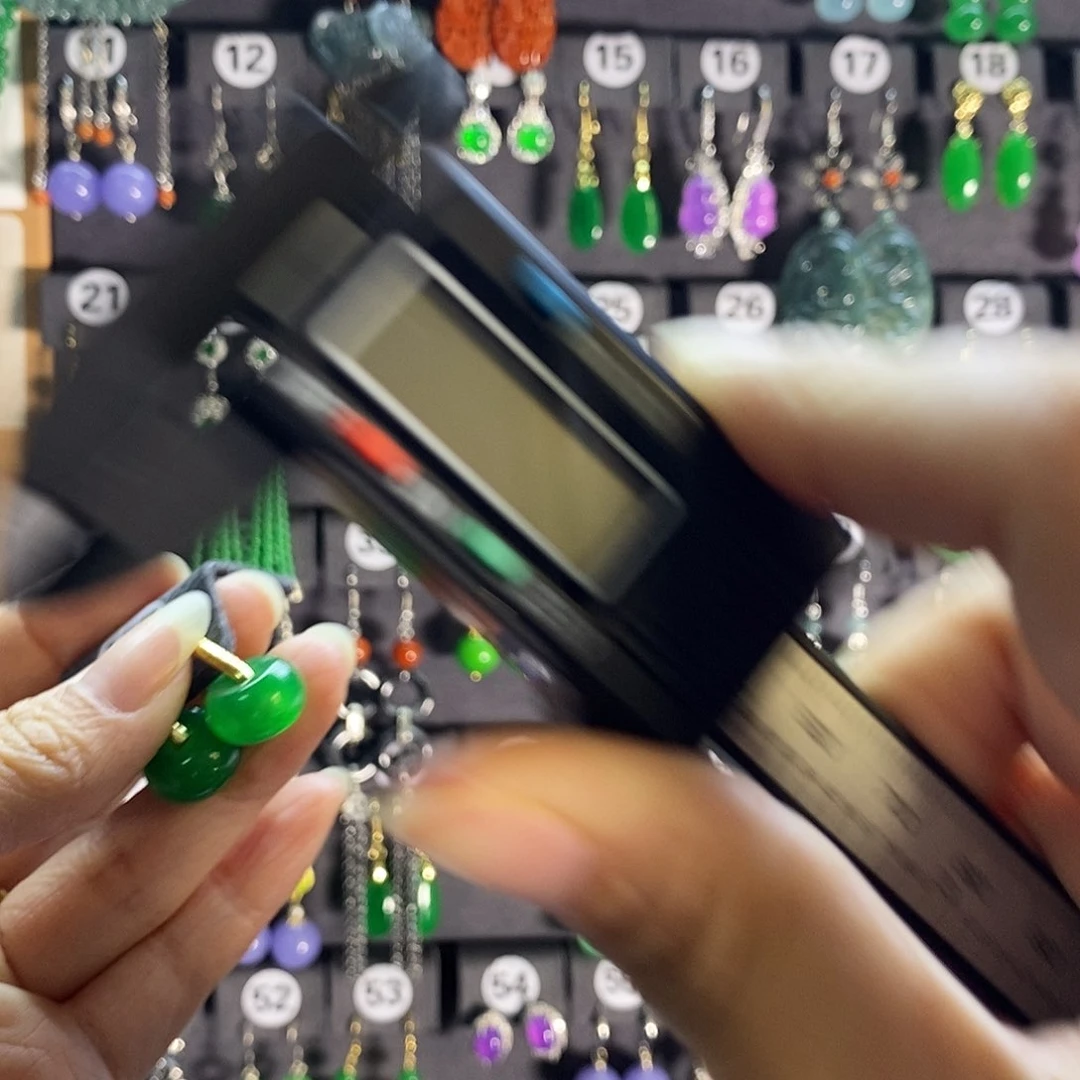 银S925镶嵌翡翠耳饰155