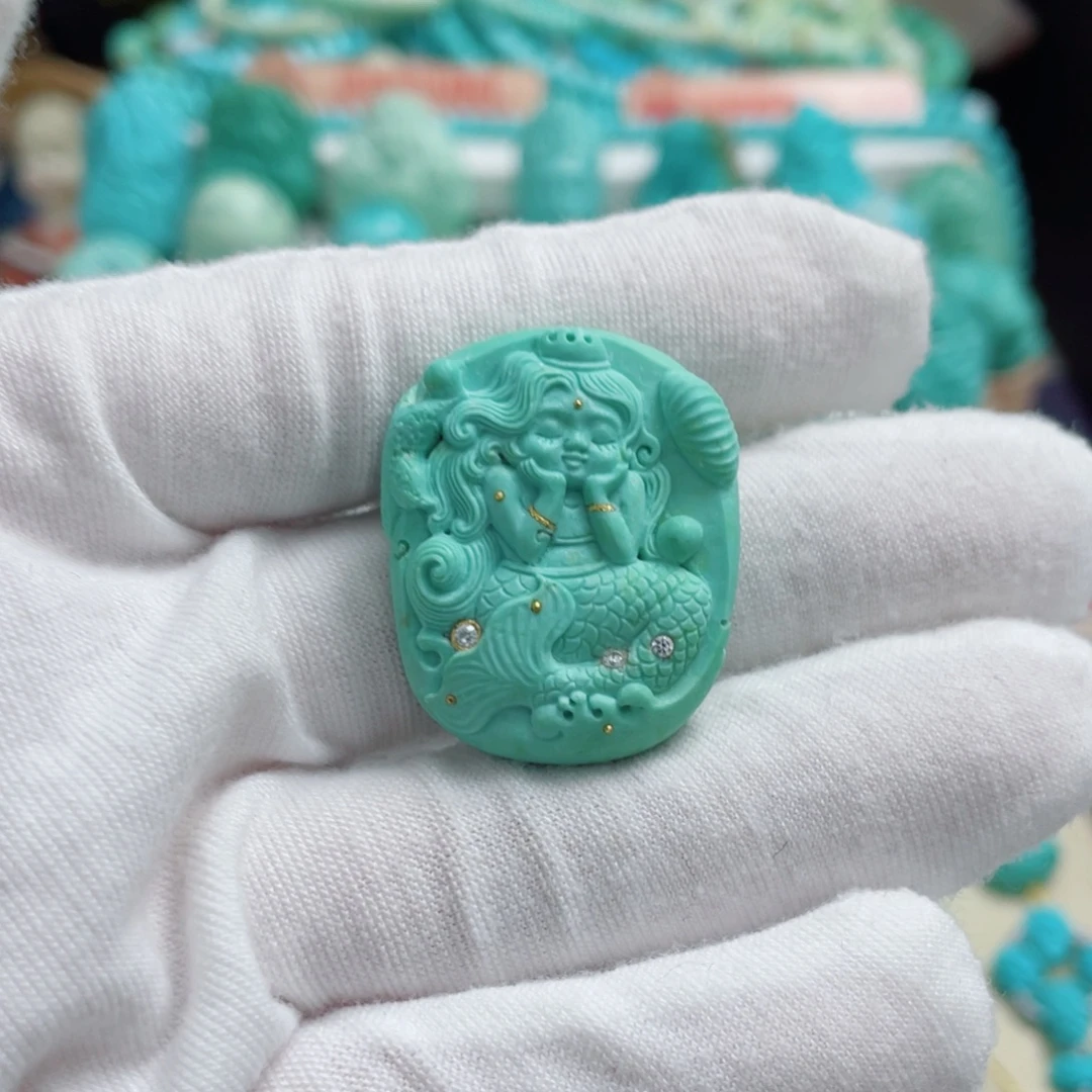 绿松石未镶嵌珠宝奇石