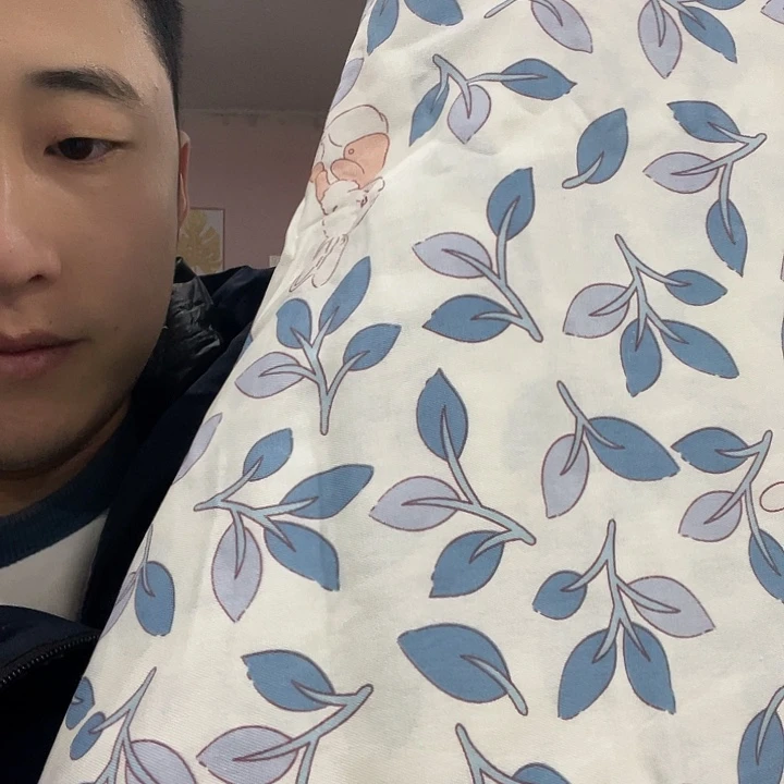 棉棉飞飞，兔1.8米×2米，被罩加一对枕套