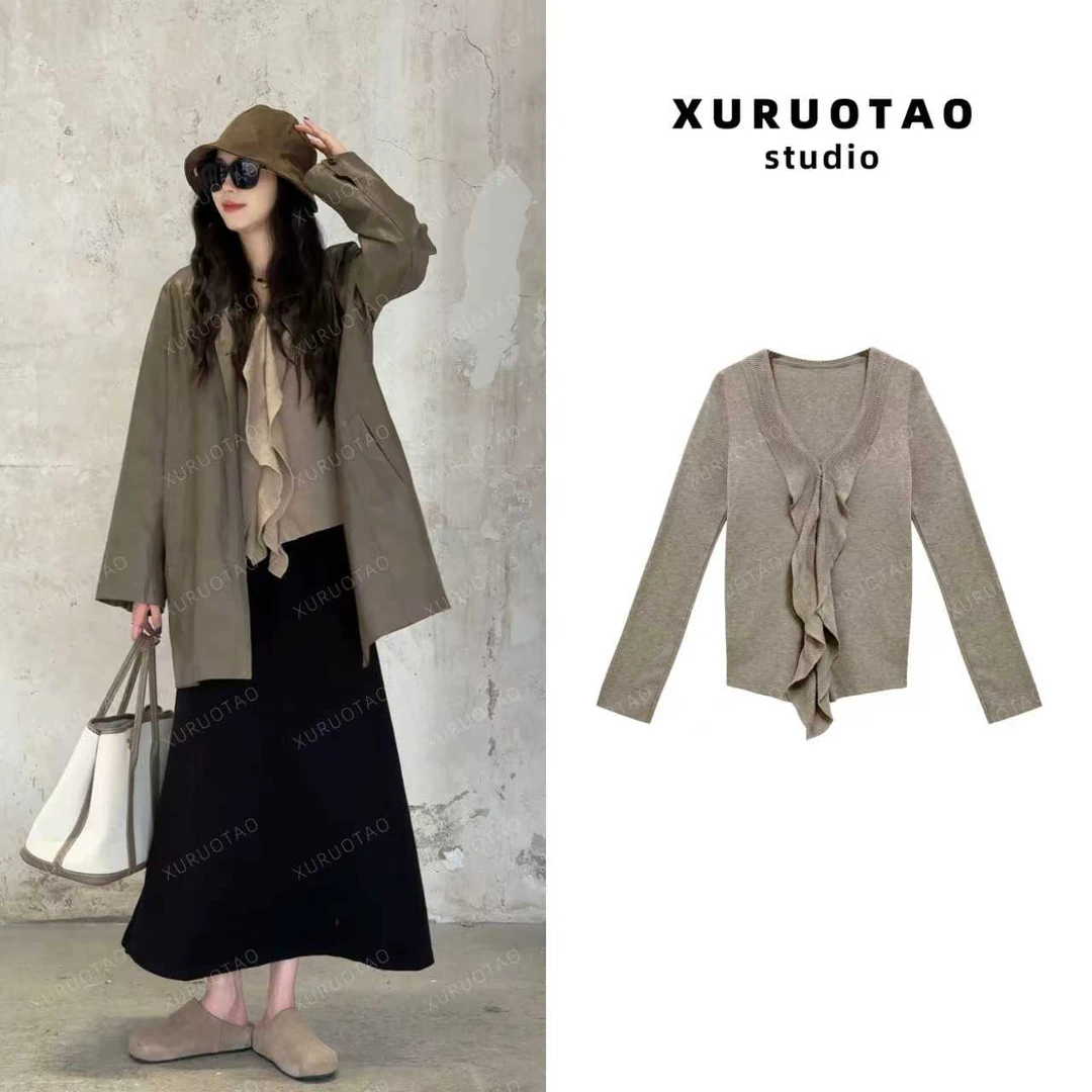 XURUOTAO 【优雅荷叶】羊毛高弹百搭设计显瘦燕麦色上衣 T5649