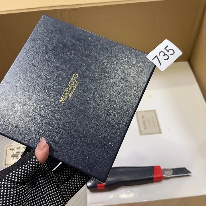 L***_中古物品默认微瑕no退no换
