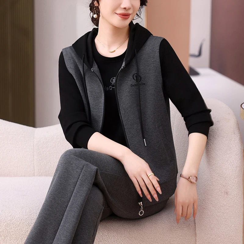 妈妈秋装连帽马甲外套中老年人卫衣运动套装中年女春秋上衣三件套