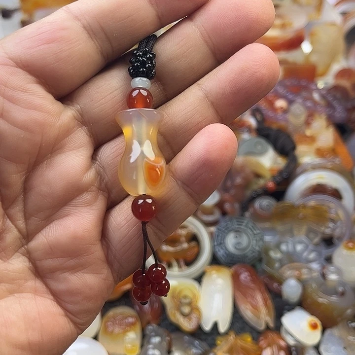 玛瑙/玉髓未镶嵌颈饰