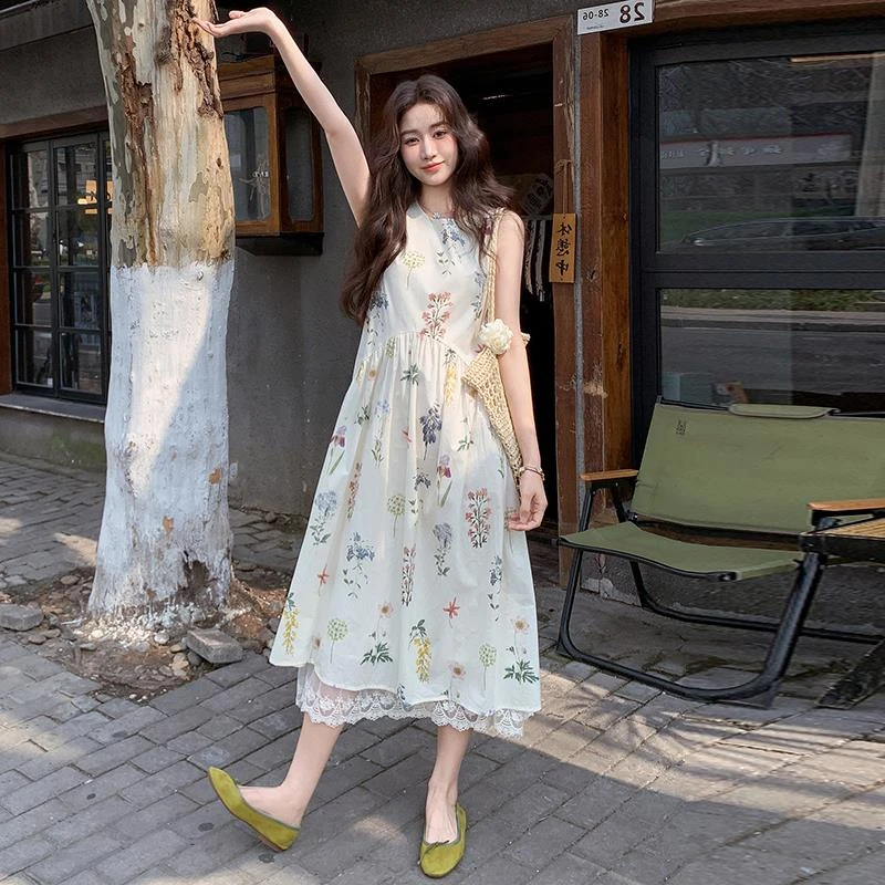 法式复古绣花背心裙女2025夏绝美温柔风减龄显瘦巨好看无袖连衣裙