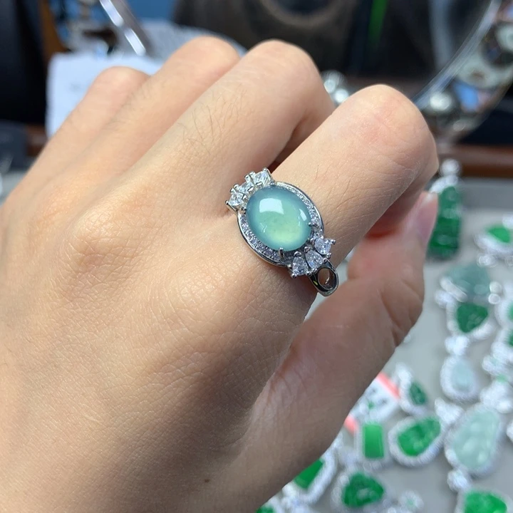 翡翠未镶嵌戒指戒指