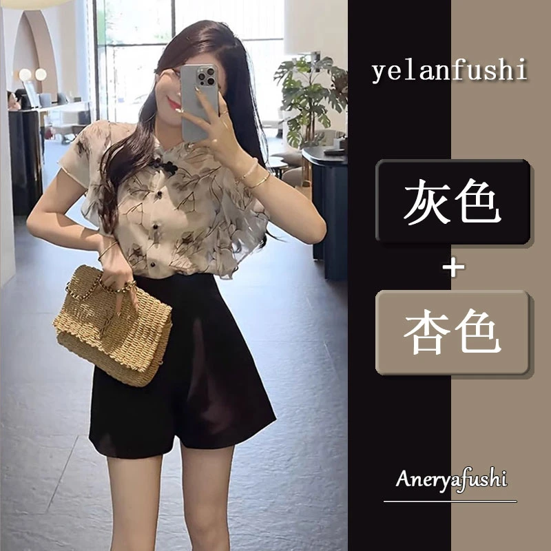 夏装搭配一整套轻熟复古碎花短袖雪纺上衣高腰显瘦西装短裤两件套