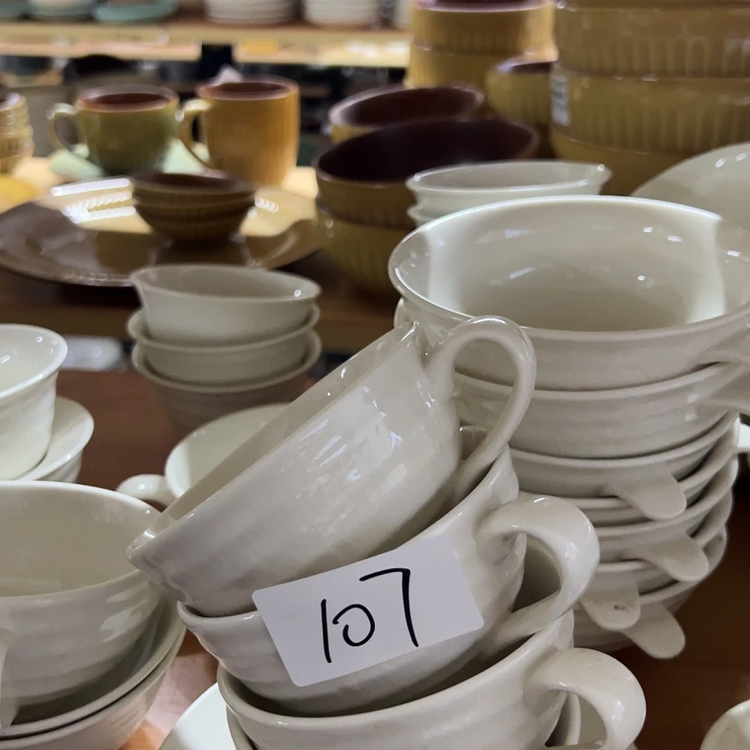 新骨瓷107微瑕白跳刀茶杯