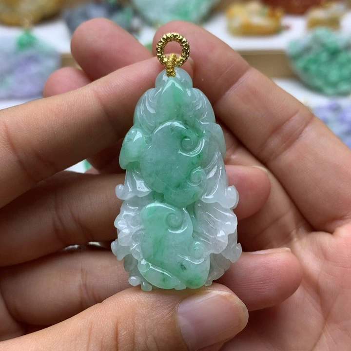 颈饰未镶嵌翡翠翡翠