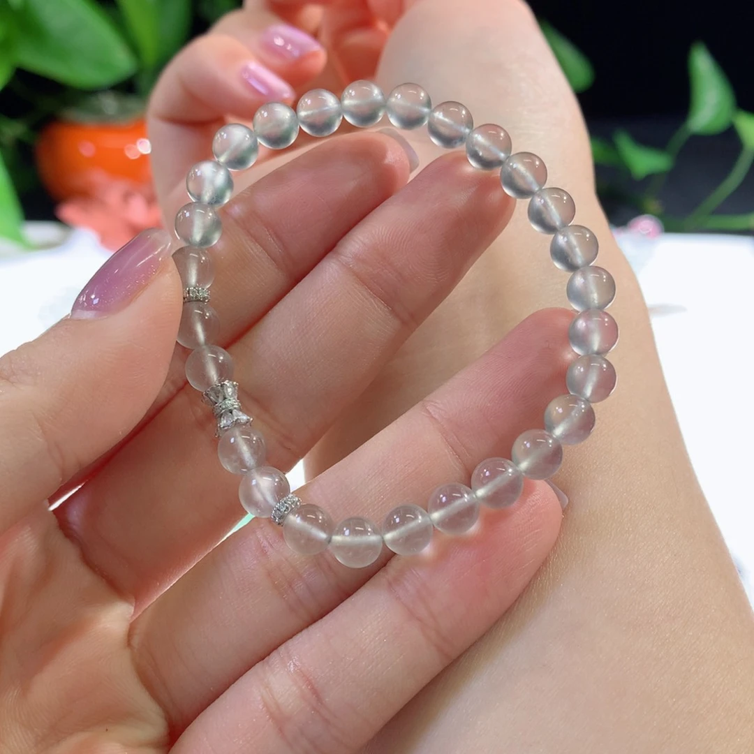 翡翠手串未镶嵌珠子