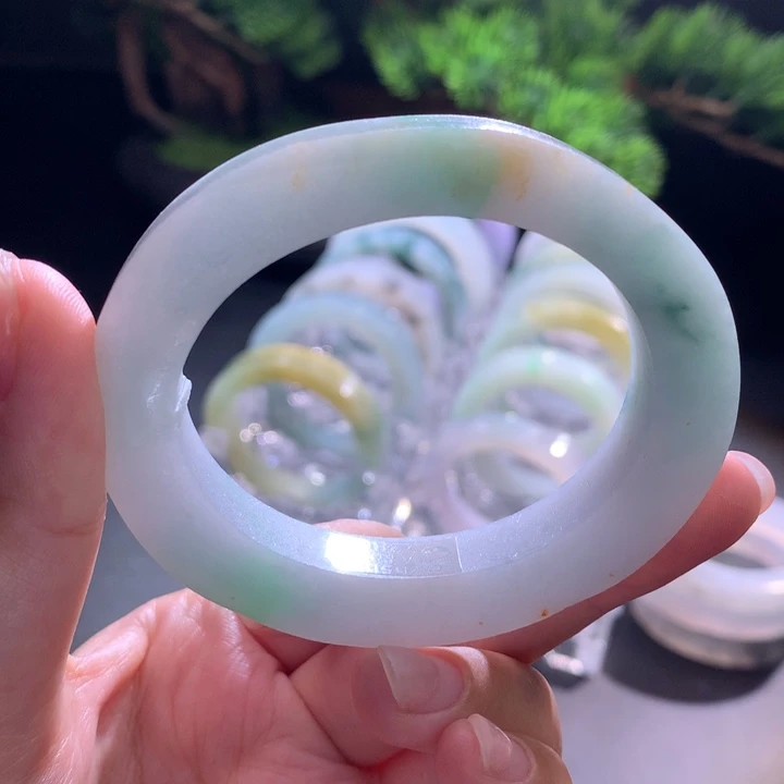 未镶嵌翡翠手镯定制翡翠