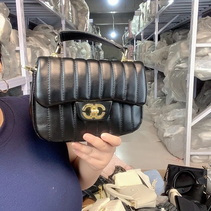 PU黄牛皮（革）PVC时尚潮流休闲