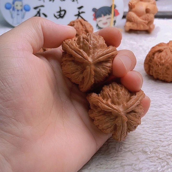 吊坠文玩核桃大**宇三棱