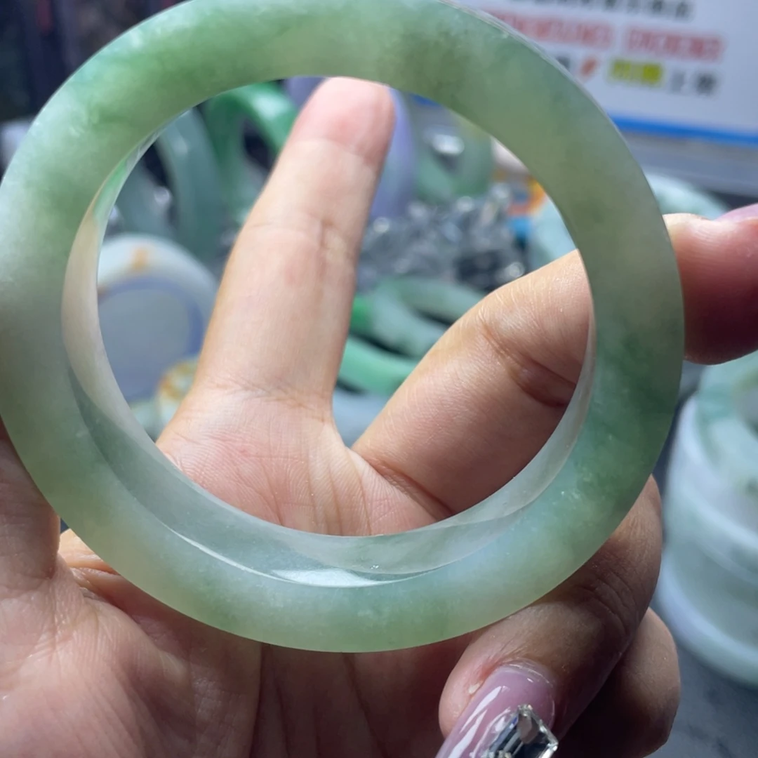 诺***宝定制翡翠未镶嵌缅A翡翠多样发一