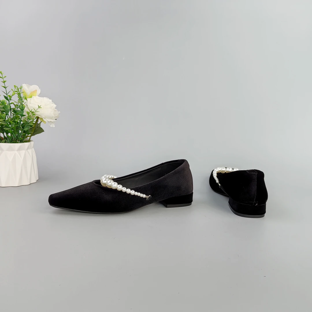 2024年秋季新款法式小众尖头平底时尚百搭浅口舒适女单鞋758-8