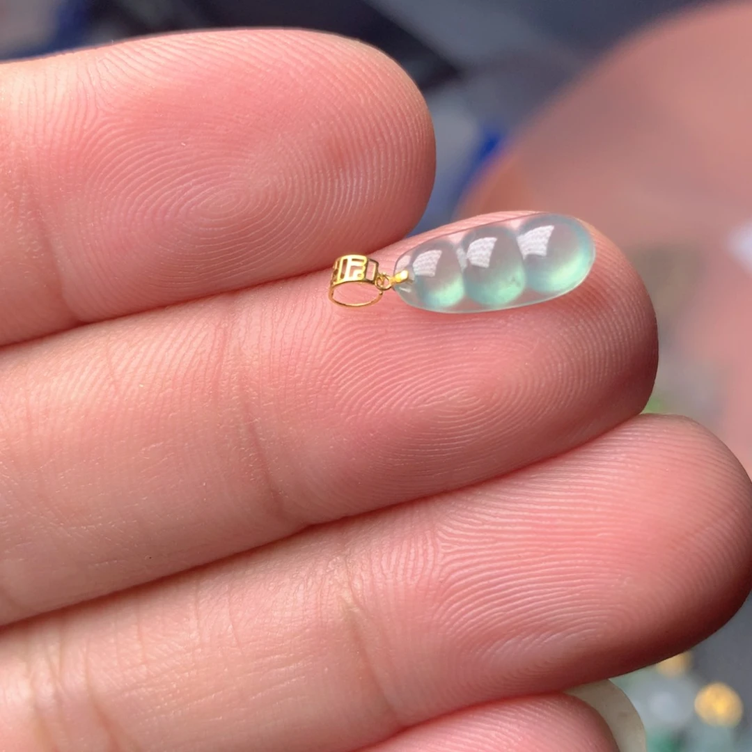 【闪购商品】颈饰18K金镶嵌翡翠翡翠