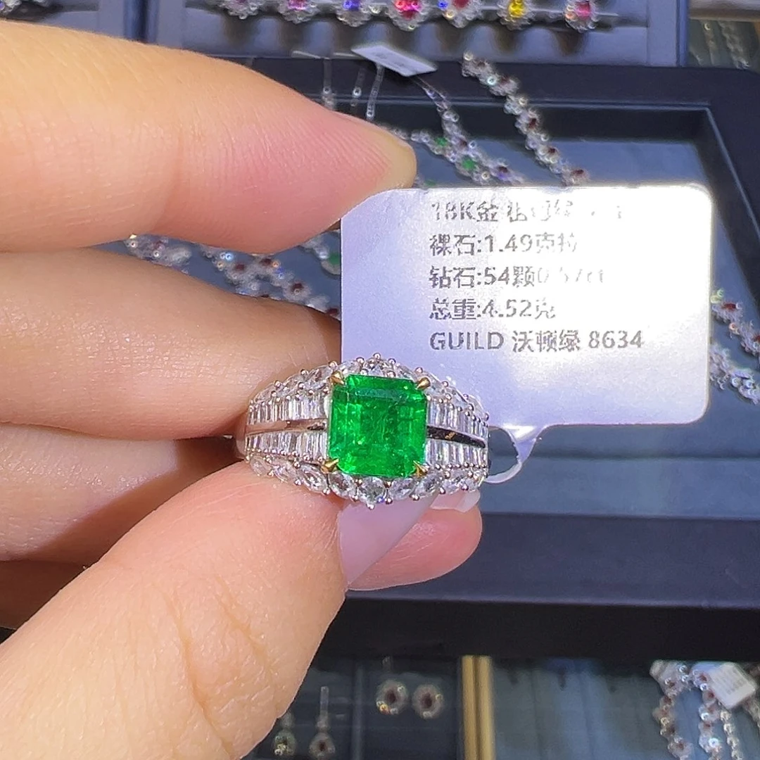 戒指18K金镶嵌祖母绿