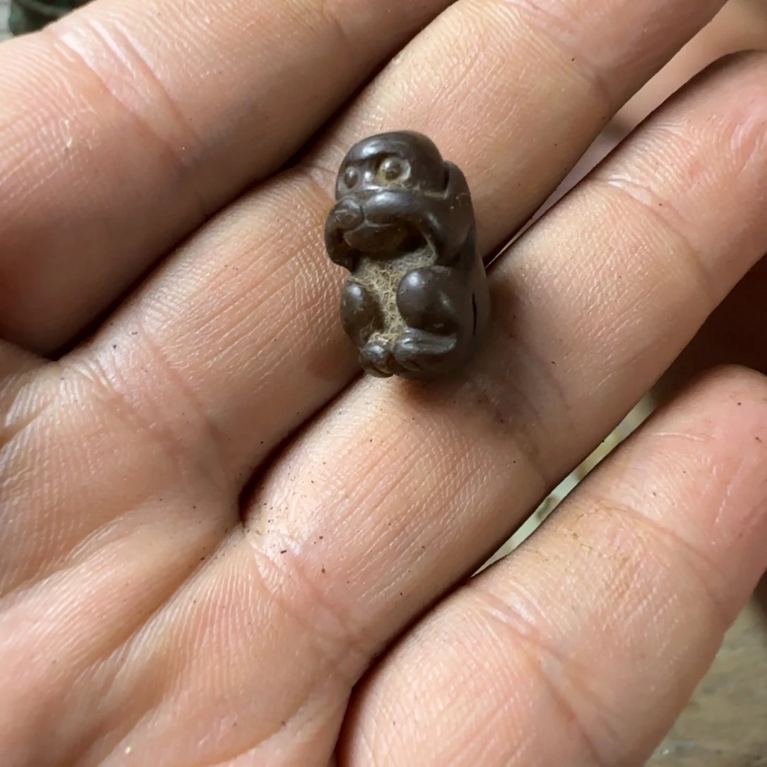 米***哥和田玉（糖玉）未镶嵌颈饰