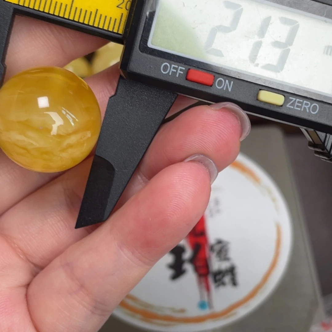 未镶嵌琥珀裸石蜜蜡235