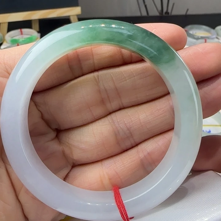 未镶嵌手镯翡翠翡翠手镯