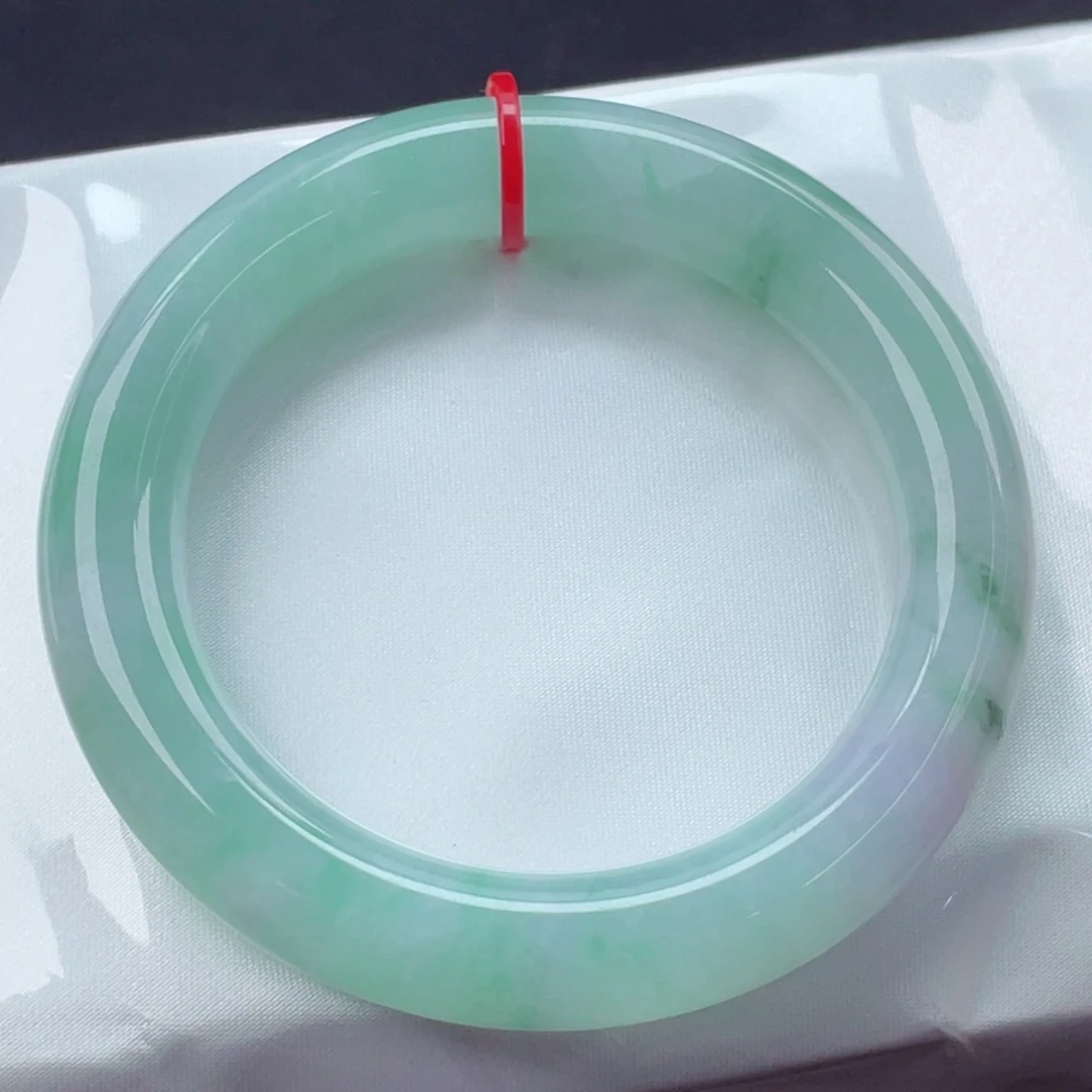 翡翠手镯（圆镯）未镶嵌