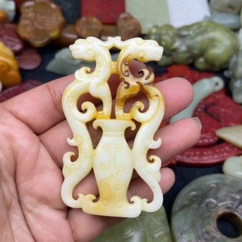 和田玉颈饰未镶嵌80