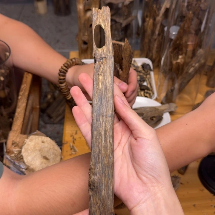 沉香沉香碎屑金沙叶块料27克